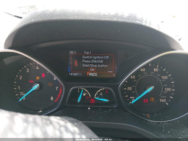 46201768 :رقم المزاد ، 1FMCU9J98HUA18183 vin ، 2017 Ford Escape Titanium مزاد بيع