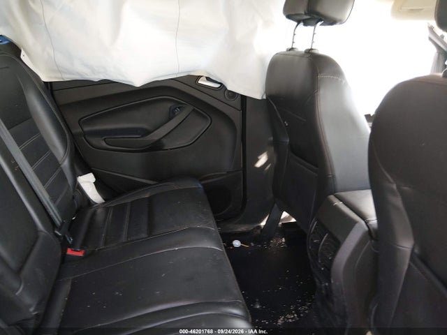 46201768 :رقم المزاد ، 1FMCU9J98HUA18183 vin ، 2017 Ford Escape Titanium مزاد بيع