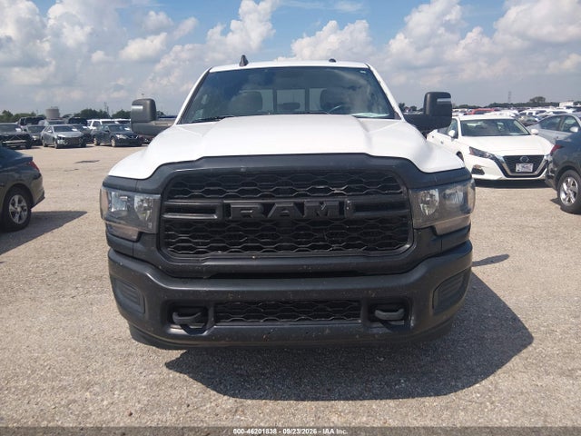 46201838 :رقم المزاد ، 3C63R2GJ2PG595671 vin ، 2023 Ram 3500 Tradesman مزاد بيع