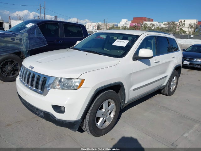 2011 Jeep Grand Cherokee Laredo მანქანა იყიდება აუქციონზე, vin: 1J4RS4GG8BC569024, აუქციონის ნომერი: 46201843