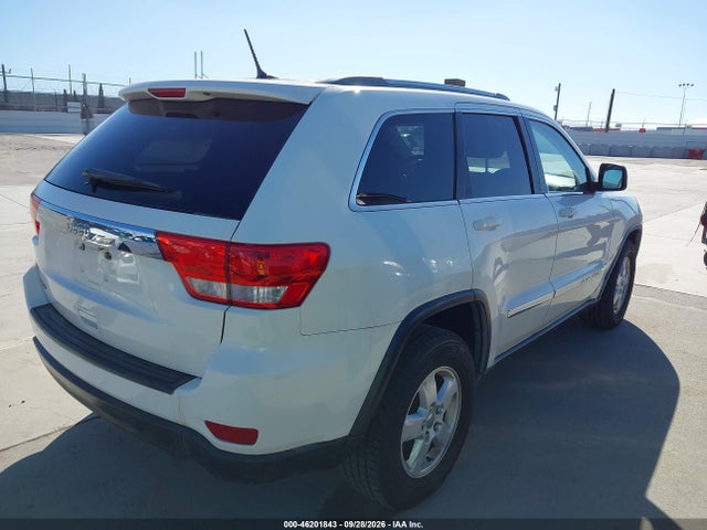 2011 Jeep Grand Cherokee Laredo მანქანა იყიდება აუქციონზე, vin: 1J4RS4GG8BC569024, აუქციონის ნომერი: 46201843