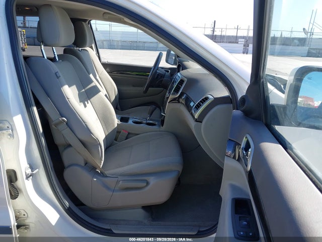 2011 Jeep Grand Cherokee Laredo მანქანა იყიდება აუქციონზე, vin: 1J4RS4GG8BC569024, აუქციონის ნომერი: 46201843