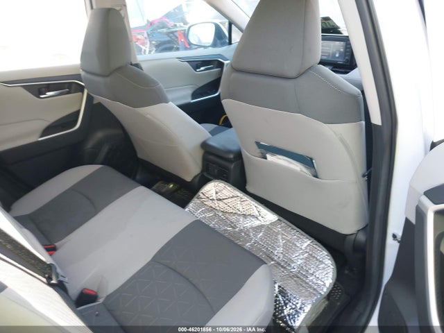 46201856 :رقم المزاد ، 4T3R6RFV2LU003897 vin ، 2020 Toyota Rav4 Hybrid Xle مزاد بيع