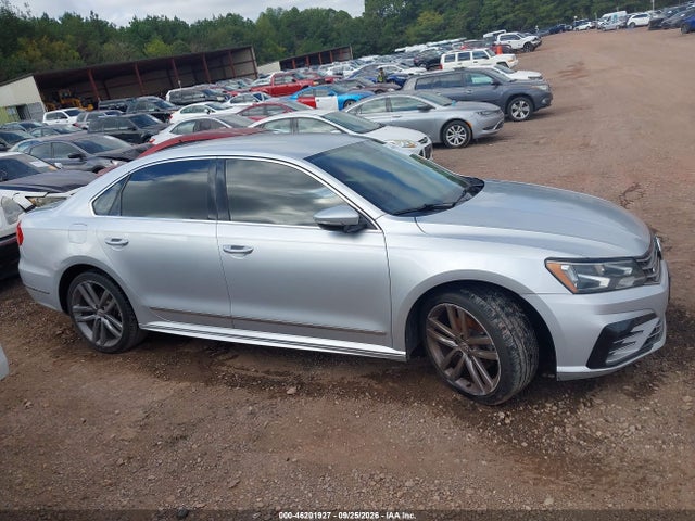 Продаж на аукціоні авто 2016 Volkswagen Passat 1.8t R-line, vin: 1VWAT7A32GC049140, номер лоту: 46201927
