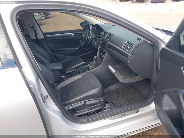 Продаж на аукціоні авто 2016 Volkswagen Passat 1.8t R-line, vin: 1VWAT7A32GC049140, номер лоту: 46201927