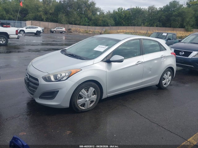 Hyundai ELANTRA GT 2016 KMHD35LH2GU319390 Image 2