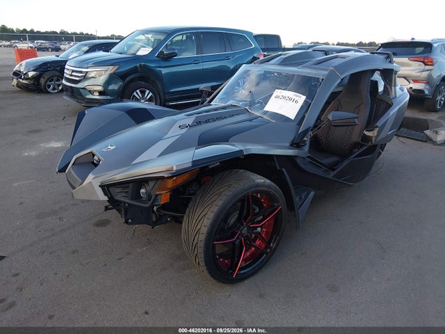 Polaris Slingshot 2018 57XAAPFA2J8130155 Image 2