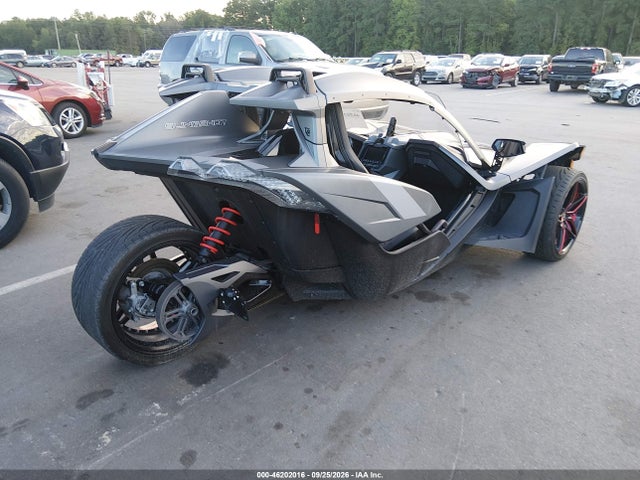 Polaris Slingshot 2018 57XAAPFA2J8130155 Image 4