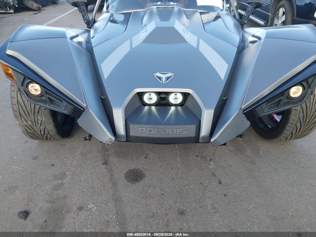 Polaris Slingshot 2018 57XAAPFA2J8130155 Image 6