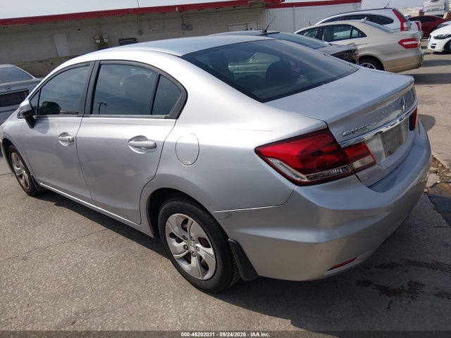 Продаж на аукціоні авто 2015 Honda Civic Lx, vin: 2HGFB2F59FH550354, номер лоту: 46202031