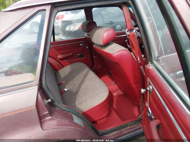 46202032 :رقم المزاد ، 1FABP1427DW138245 vin ، 1983 Ford Escort Gl مزاد بيع