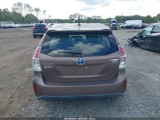 46202210 :رقم المزاد ، JTDZN3EU3FJ039660 vin ، 2015 Toyota Prius V Three مزاد بيع