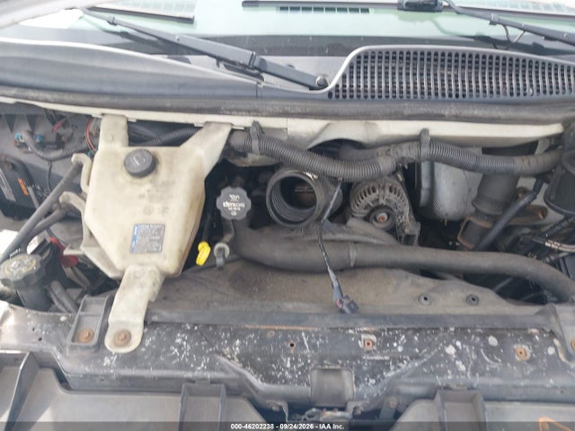 46202238 :رقم المزاد ، 1GTW7FCF4F1907216 vin ، 2015 Gmc Savana 2500 Work Van مزاد بيع