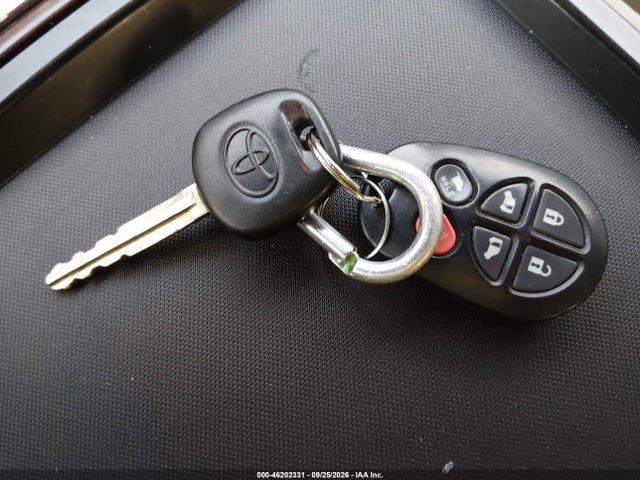 Aukcja sprzedaży 2011 Toyota Sienna Xle V6, vin: 5TDYK3DC7BS163988, numer aukcji: 46202331