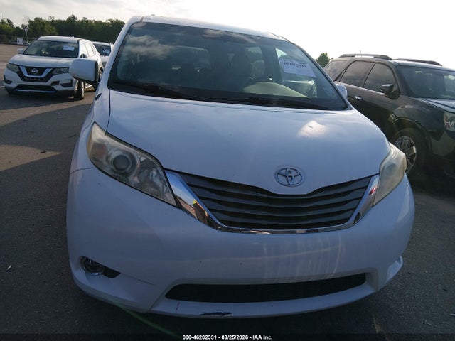 Aukcja sprzedaży 2011 Toyota Sienna Xle V6, vin: 5TDYK3DC7BS163988, numer aukcji: 46202331