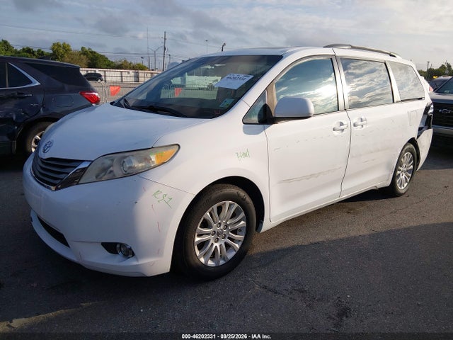 Aukcja sprzedaży 2011 Toyota Sienna Xle V6, vin: 5TDYK3DC7BS163988, numer aukcji: 46202331