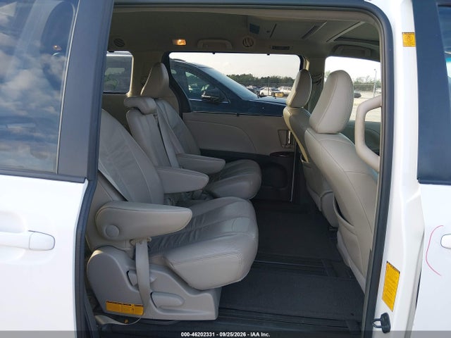 Aukcja sprzedaży 2011 Toyota Sienna Xle V6, vin: 5TDYK3DC7BS163988, numer aukcji: 46202331