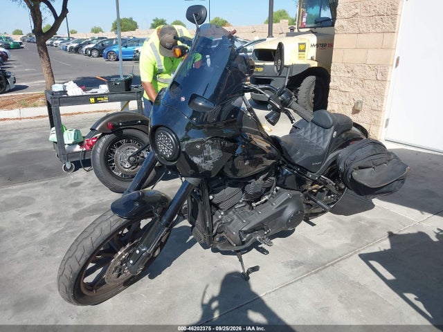 Harley-Davidson FXLRS 2021 1HD1YWK29MB065193 Image 2