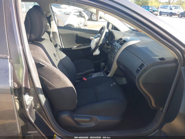 46202400 :رقم المزاد ، 2T1BU4EE1BC664292 vin ، 2011 Toyota Corolla S مزاد بيع
