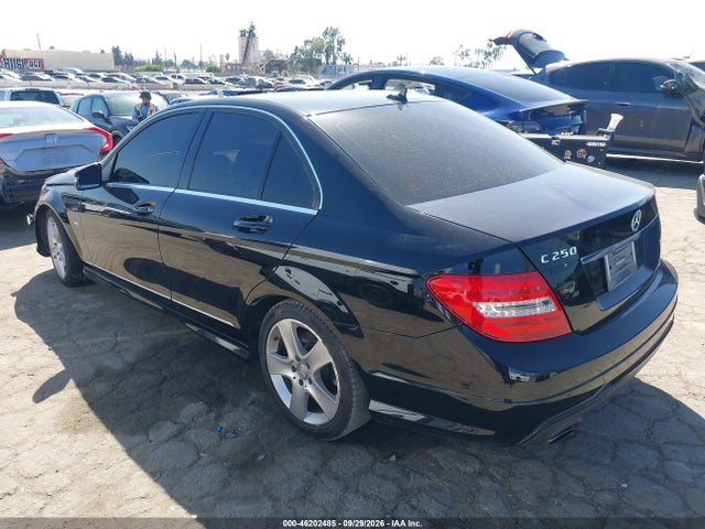Продаж на аукціоні авто 2012 Mercedes-benz C 250 Sport, vin: WDDGF4HB5CR236661, номер лоту: 46202485