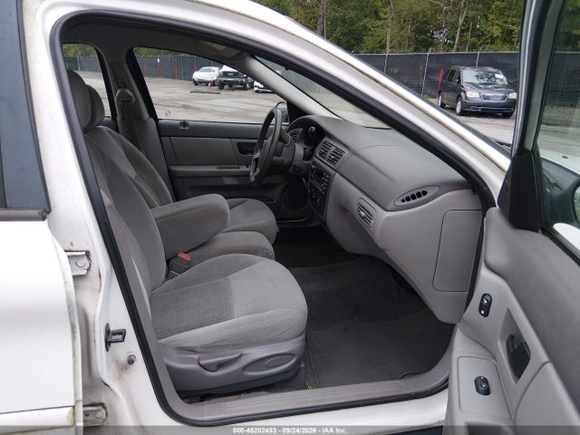 46202493 :رقم المزاد ، 1FAFP53U34A110144 vin ، 2004 Ford Taurus Se مزاد بيع