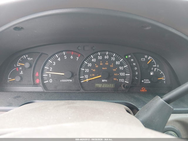 Продажа на аукционе авто 2002 Toyota Tundra Sr5, vin: 5TBBT441X2S283543, номер лота: 46202512