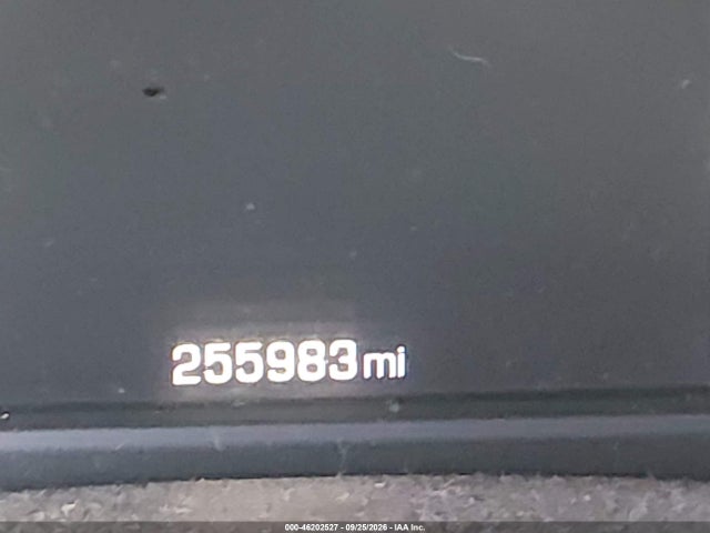 46202527 :رقم المزاد ، 1GNSCJKC2FR152130 vin ، 2015 Chevrolet Suburban 1500 Lt مزاد بيع