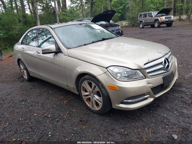Продажа на аукционе авто 2012 Mercedes-benz C 300 C 300 Luxury/sport 4matic, vin: WDDGF8BB5CA650439, номер лота: 46202528