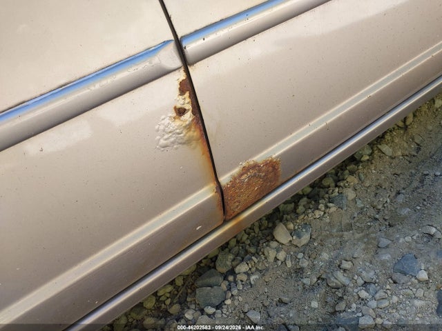 46202583 :رقم المزاد ، 2HGES16582H568764 vin ، 2002 Honda Civic Lx مزاد بيع