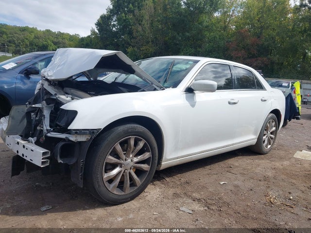 Aukcja sprzedaży 2016 Chrysler 300 Anniversary Edition, vin: 2C3CCARG6GH142163, numer aukcji: 46202612