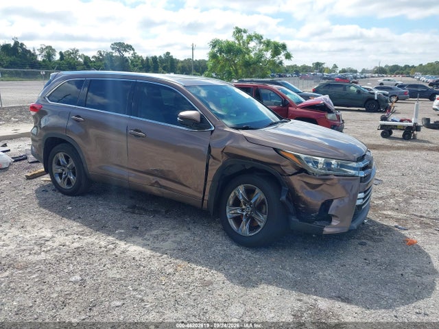 Продаж на аукціоні авто 2018 Toyota Highlander Limited Platinum, vin: 5TDYZRFH0JS276476, номер лоту: 46202619