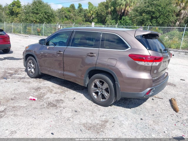 Продаж на аукціоні авто 2018 Toyota Highlander Limited Platinum, vin: 5TDYZRFH0JS276476, номер лоту: 46202619