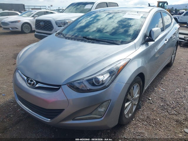Hyundai ELANTRA SE 2015 5NPDH4AE3FH553233 Image 2
