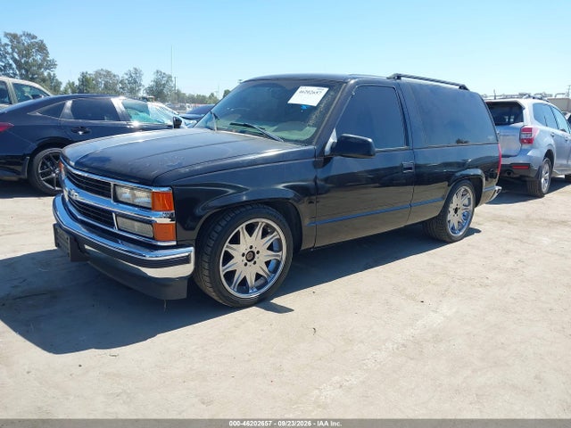 46202657 :رقم المزاد ، 3GNEC18R7XG113916 vin ، 1999 Chevrolet Tahoe مزاد بيع