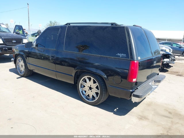 46202657 :رقم المزاد ، 3GNEC18R7XG113916 vin ، 1999 Chevrolet Tahoe مزاد بيع