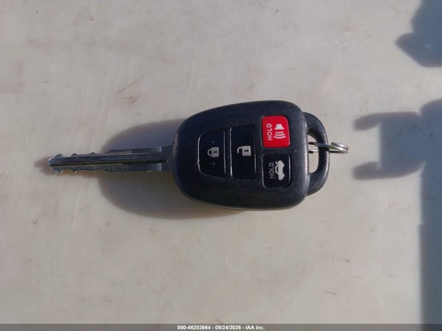 Продаж на аукціоні авто 2015 Toyota Corolla Le Plus, vin: 5YFBURHE3FP292582, номер лоту: 46202664