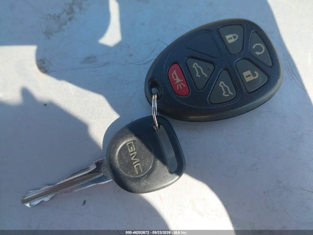 46202672 :رقم المزاد ، 1GKS2MEFXBR252929 vin ، 2011 Gmc Yukon Xl 1500 Denali مزاد بيع
