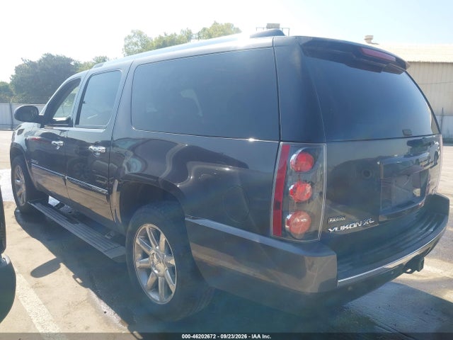 46202672 :رقم المزاد ، 1GKS2MEFXBR252929 vin ، 2011 Gmc Yukon Xl 1500 Denali مزاد بيع