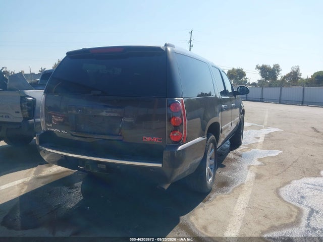46202672 :رقم المزاد ، 1GKS2MEFXBR252929 vin ، 2011 Gmc Yukon Xl 1500 Denali مزاد بيع