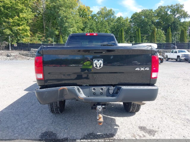 46202769 :رقم المزاد ، 3C63R3GT0JG428806 vin ، 2018 Ram 3500 Tradesman مزاد بيع