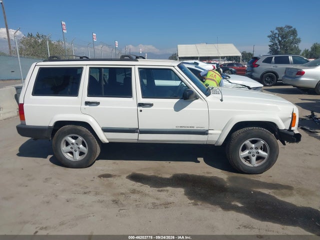 Продажа на аукционе авто 1999 Jeep Cherokee Classic/sport, vin: 1J4FT68S7XL677365, номер лота: 46202778