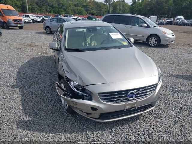 Продажа на аукционе авто 2015 Volvo S60 T5 Drive-e Premier, vin: YV126MFK9F2337216, номер лота: 46202801