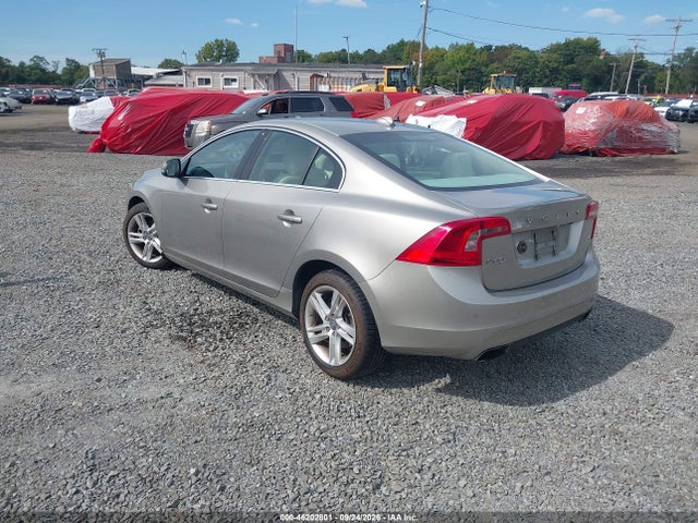 Продажа на аукционе авто 2015 Volvo S60 T5 Drive-e Premier, vin: YV126MFK9F2337216, номер лота: 46202801