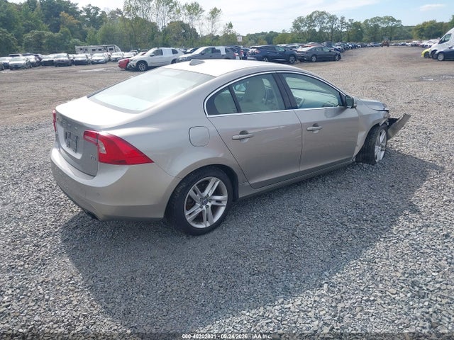 Продажа на аукционе авто 2015 Volvo S60 T5 Drive-e Premier, vin: YV126MFK9F2337216, номер лота: 46202801