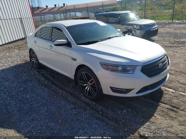 46202811 :رقم المزاد ، 1FAHP2H8XEG177826 vin ، 2014 Ford Taurus Sel مزاد بيع