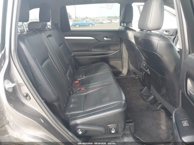 Продажа на аукционе авто 2016 Toyota Highlander Xle V6, vin: 5TDJKRFH1GS228841, номер лота: 46202830