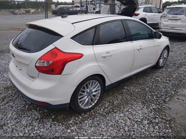 1FADP3N27EL208705 Ford Focus Titanium