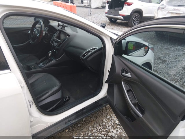 1FADP3N27EL208705 Ford Focus Titanium