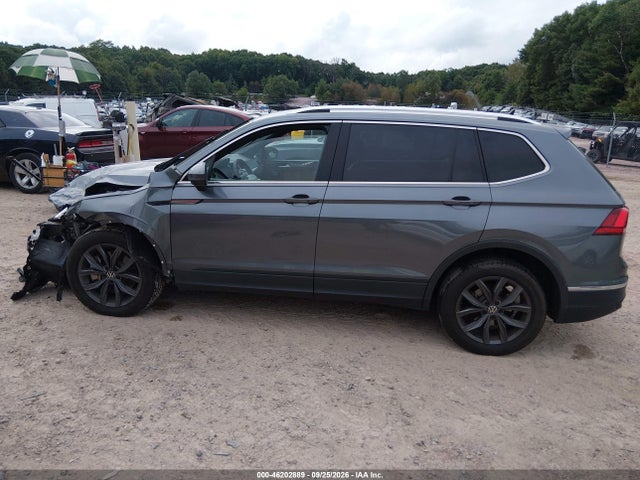 Продаж на аукціоні авто 2022 Volkswagen Tiguan 2.0t Se, vin: 3VV2B7AX0NM107417, номер лоту: 46202889
