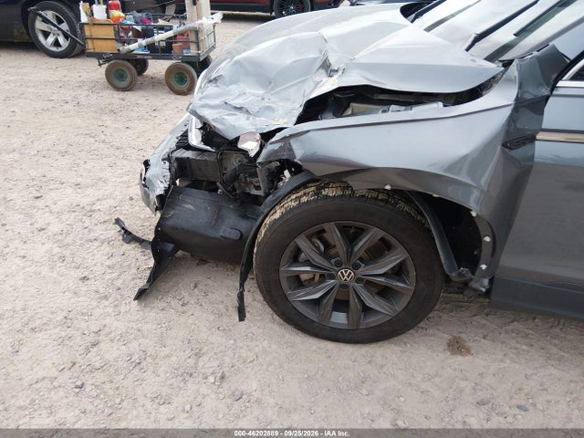 Продаж на аукціоні авто 2022 Volkswagen Tiguan 2.0t Se, vin: 3VV2B7AX0NM107417, номер лоту: 46202889